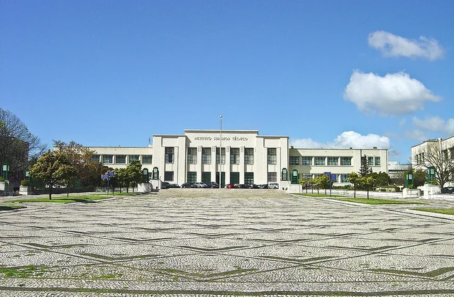 Pavilhão Central do Instituto Superior Técnico, no campus da Alameda, em Lisboa.